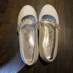 Girls White Ballet Flats